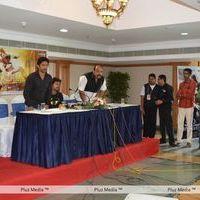 Vijay in kerala to promote velayutham - Pictures | Picture 110047